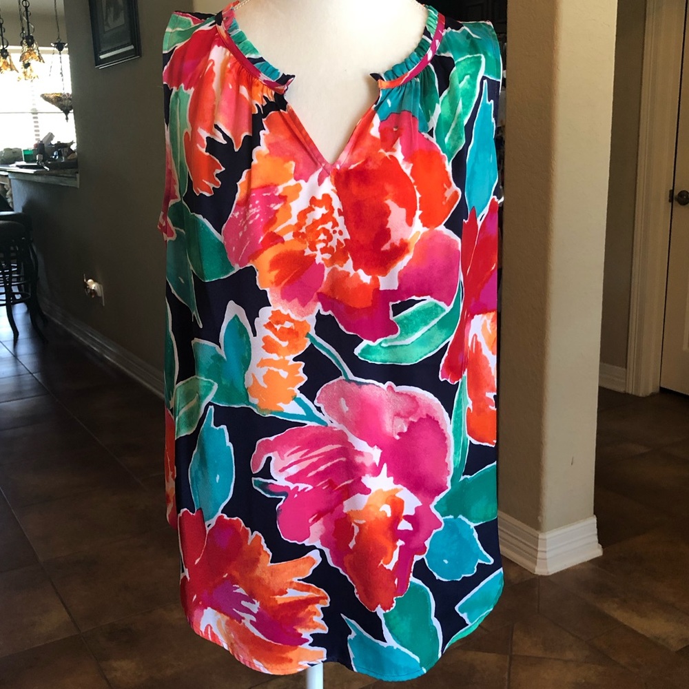 EUC Gorgeous Fun & Navy Floral Blouse- XL